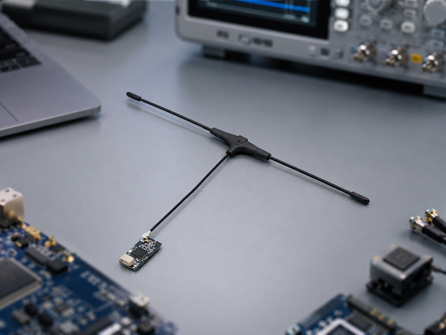 ELRS 2.4GHz vs Sub-GHz Control Links for B2B FPV Fleets