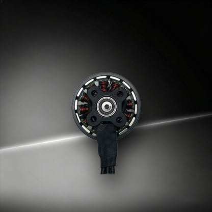 QINKOFPV 3115-900KV"BOLT